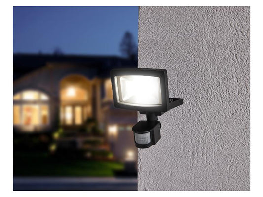 LED spotlight with motion sensor