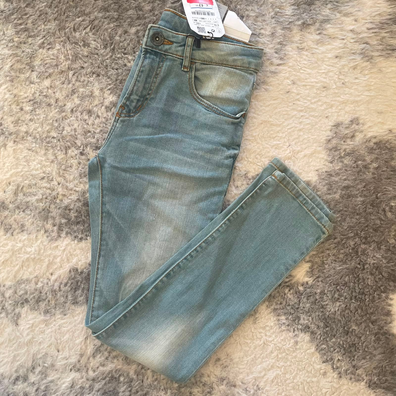 جينز زارا بقصة Skinny للأولاد