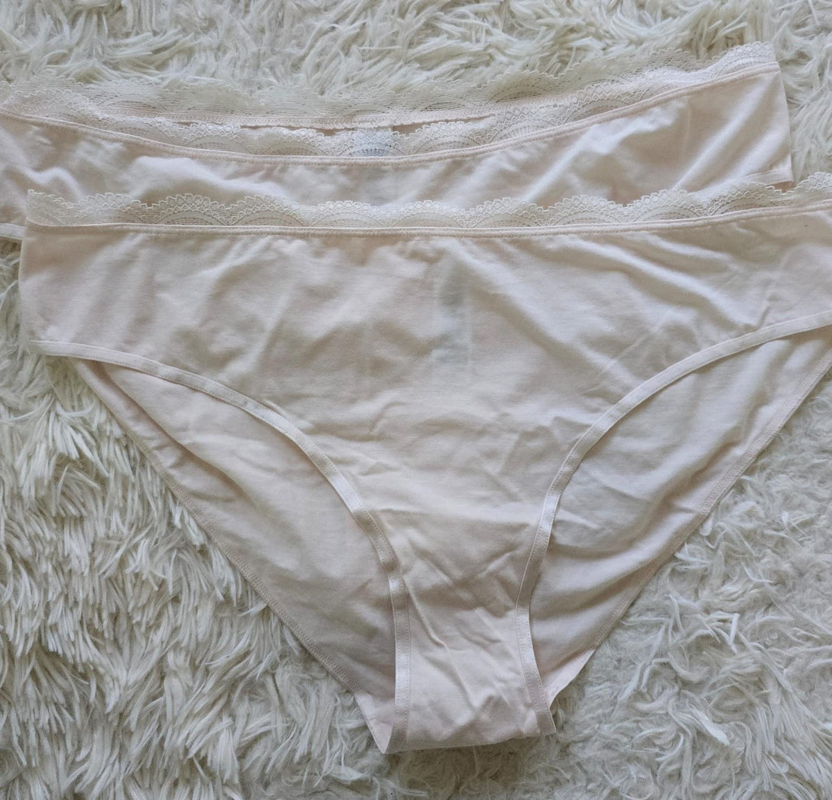 ESMARA Women’s Viscose Briefs with lace , 2 pieces (light pink)