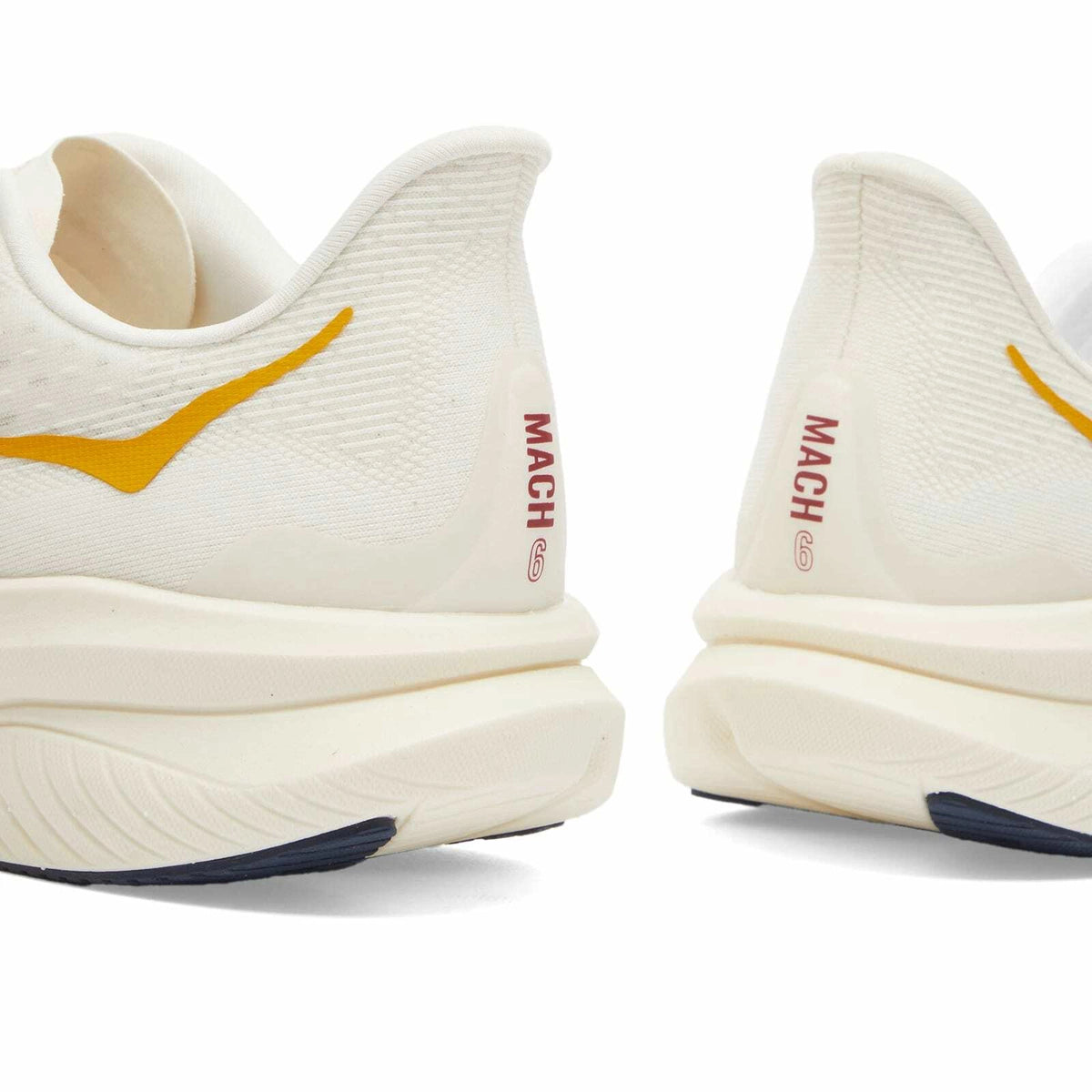 HOKA ONE ONE M Mach 6 LA بلون Alabaster/Oat Milk