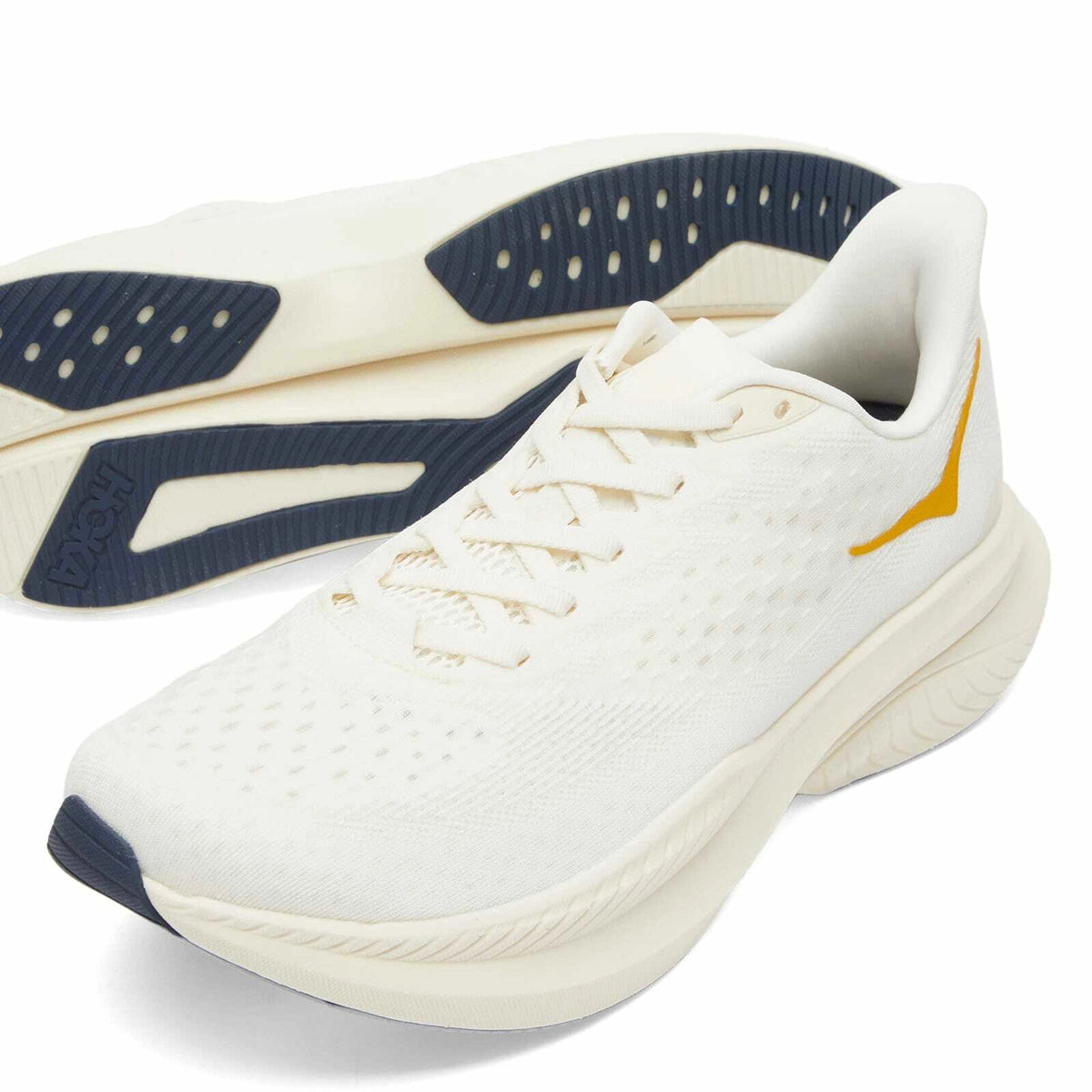 HOKA ONE ONE M Mach 6 LA بلون Alabaster/Oat Milk