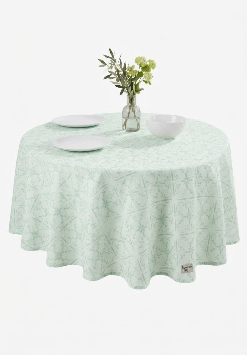 LIVARNO home Round Tablecloth (160 cm) – Soft Green Floral Tile Pattern