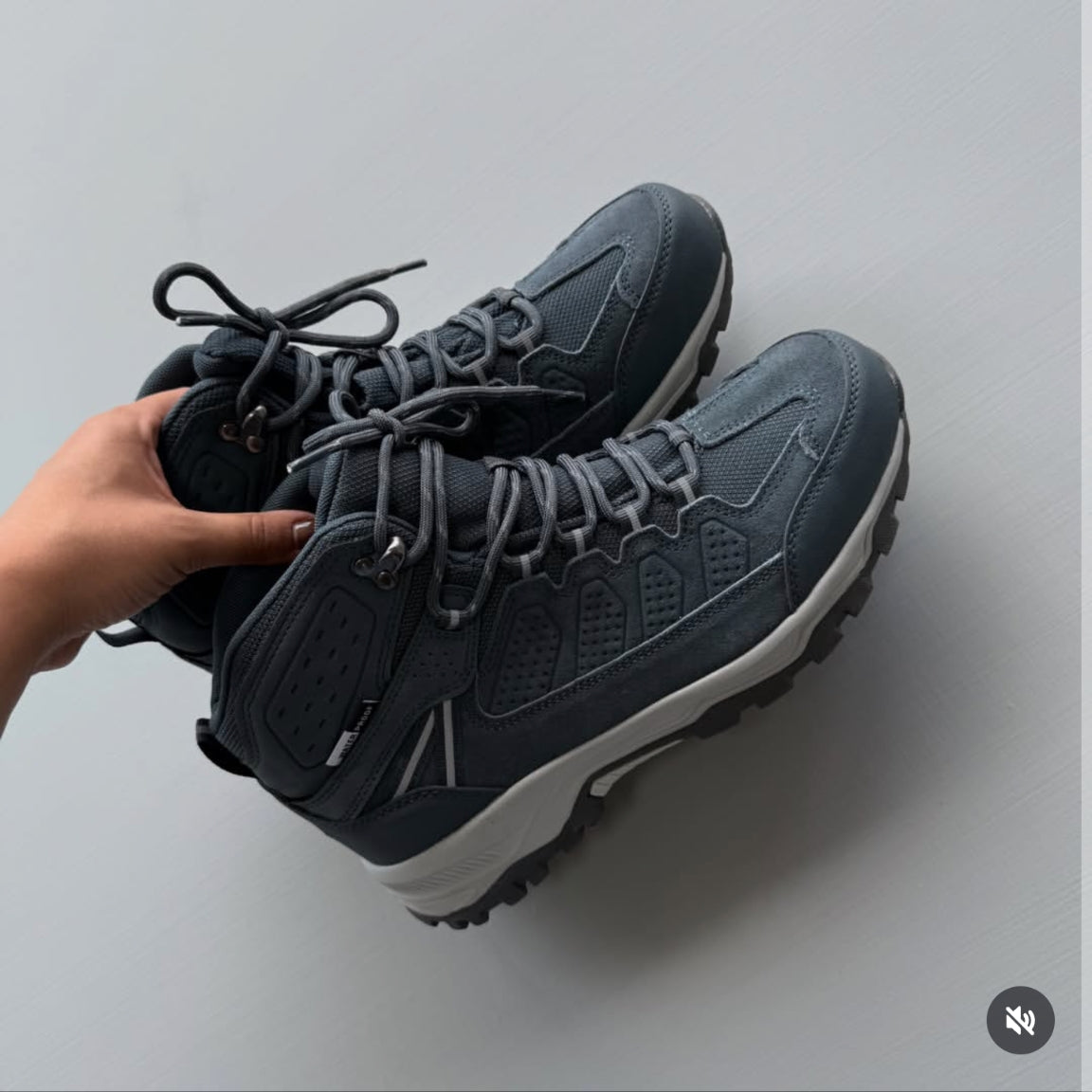 CRANE Unisex Hiking Boots
