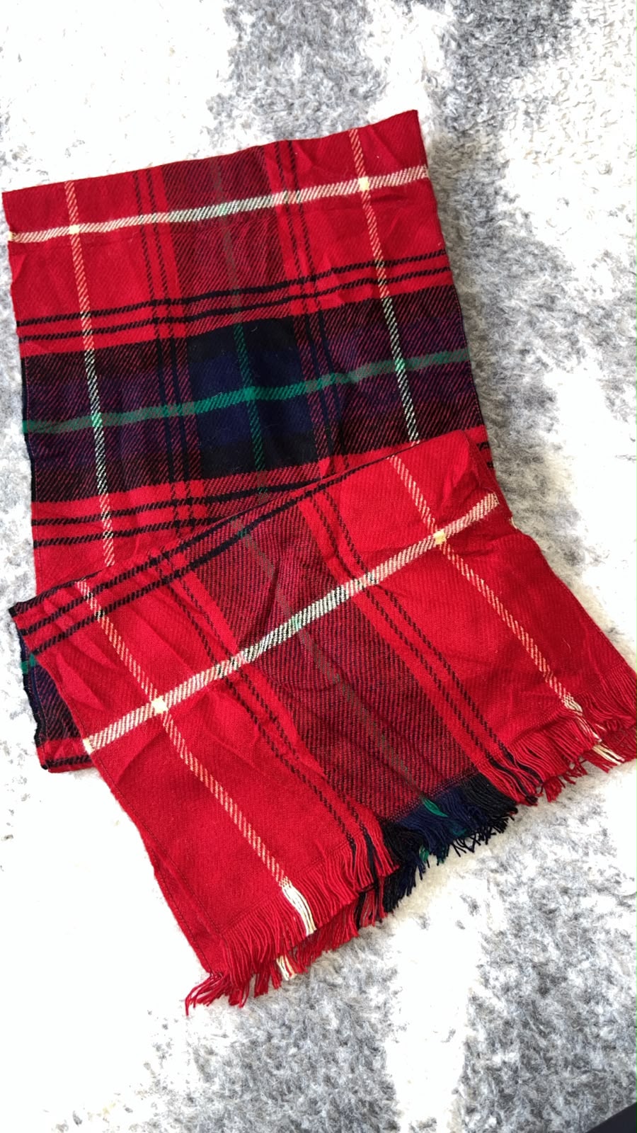 Girls’ Plaid Scarf
