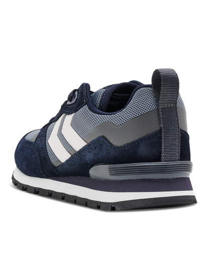 THOR Sneakers