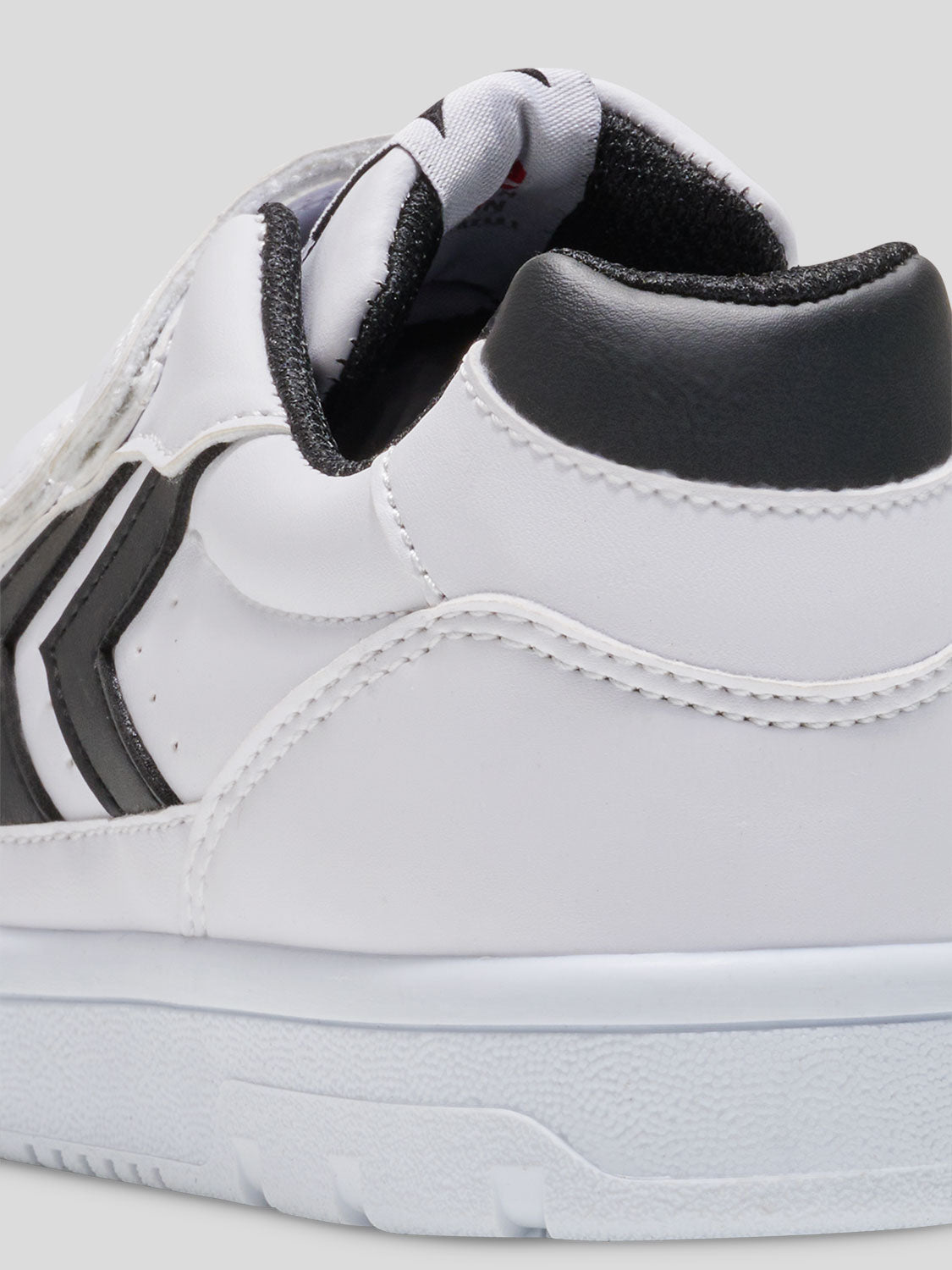 Camden Jr Sneakers
