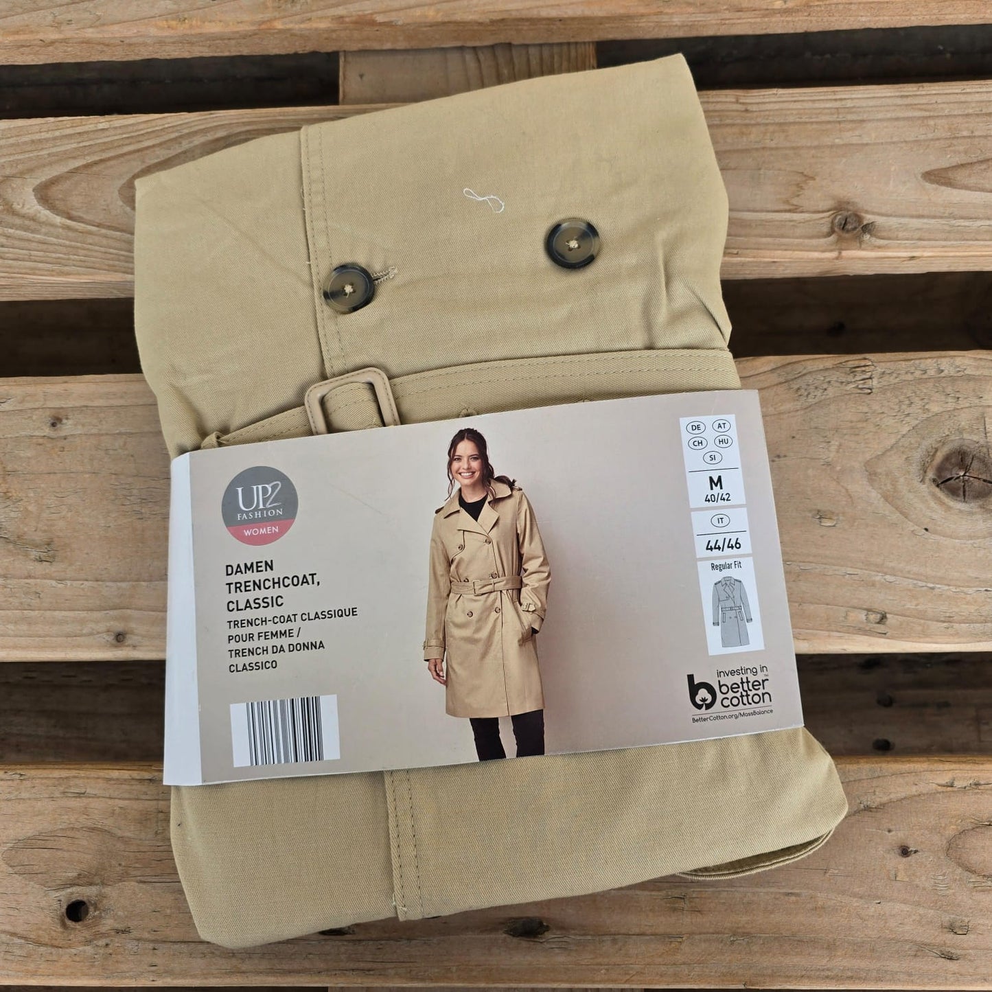 Classic Double-Breasted Belted Trench Coat in Camel