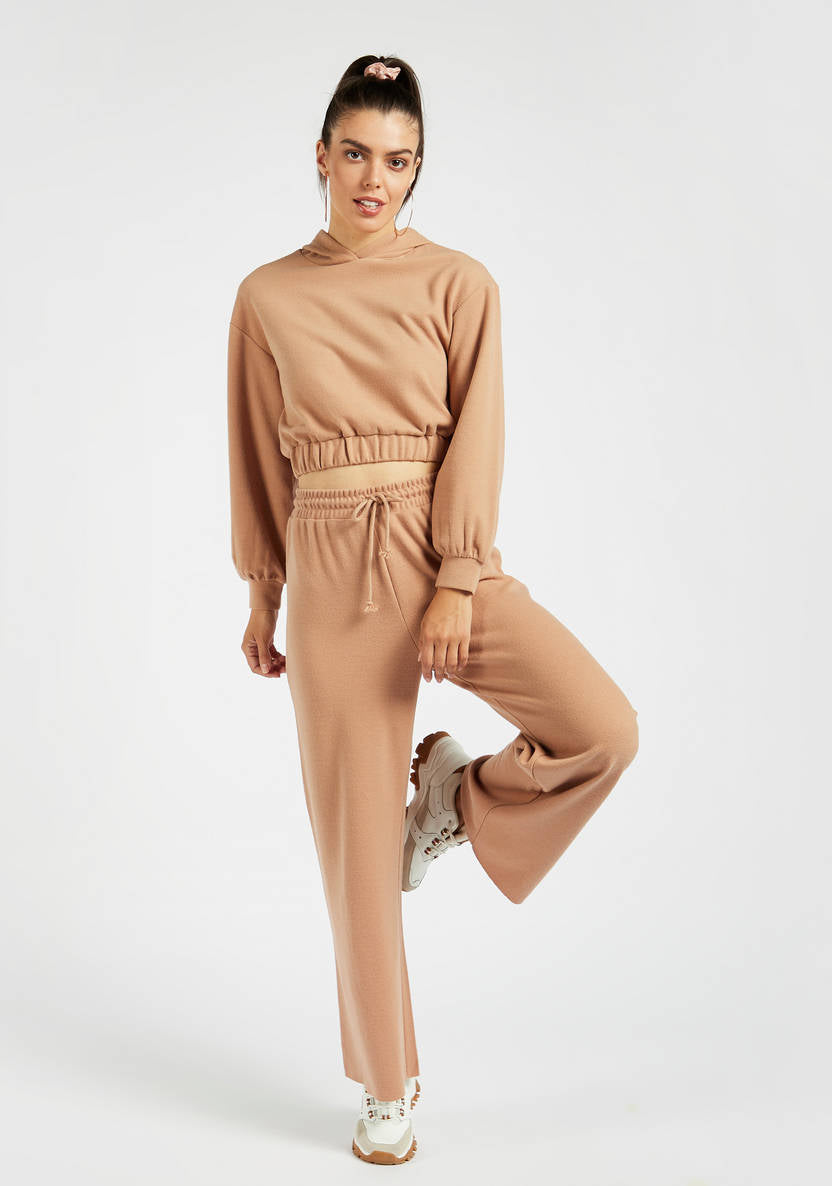 Women’s Cropped Hooded Sweatshirt (beige)