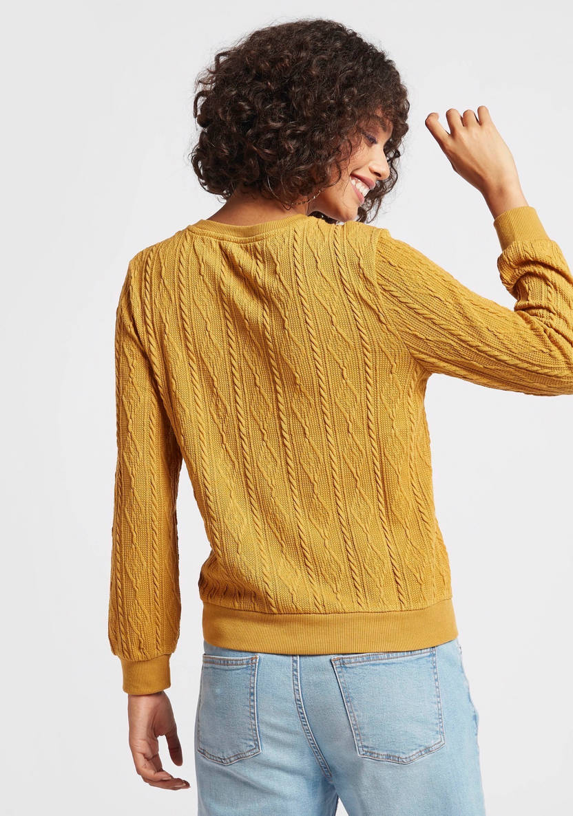 Women’s knitted Sweater