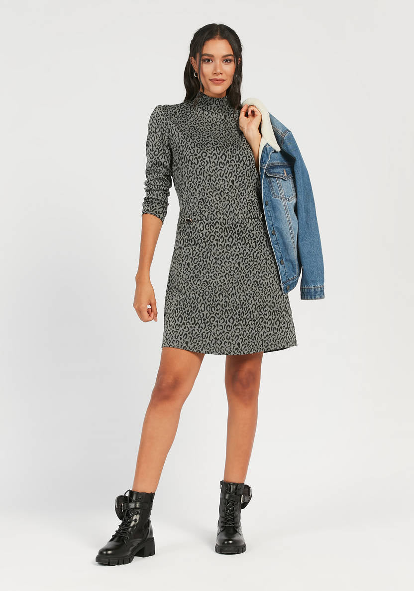 Women’s All-Over Print Shift Dress
