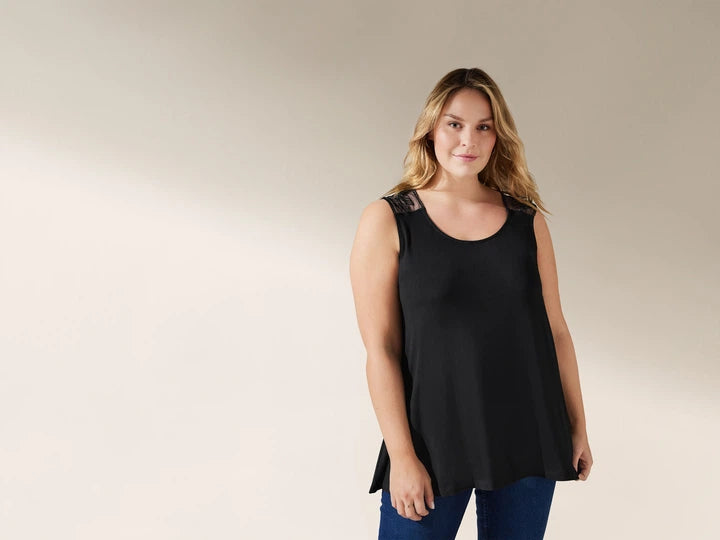 OYANDA Women’s Top with lace (Black)
