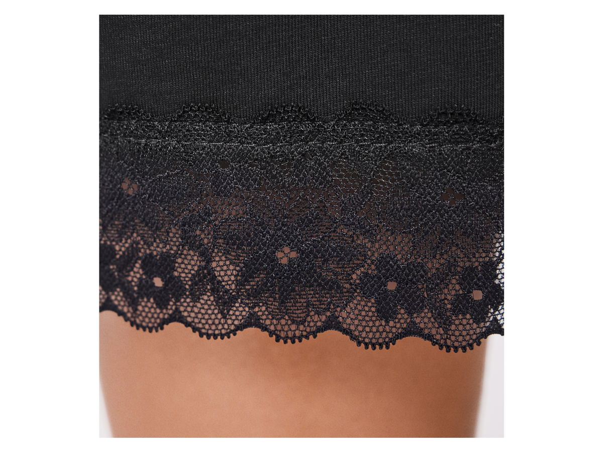 ESMARA Women’s Viscose PJ with lace (Black)