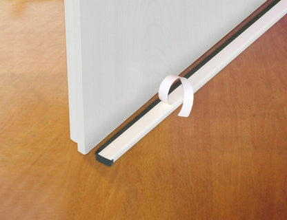 Brush strip For doors