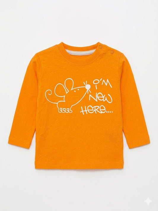 تيشيرت بكم طويل بطبعة "أنا جديد هنا" للأطفال