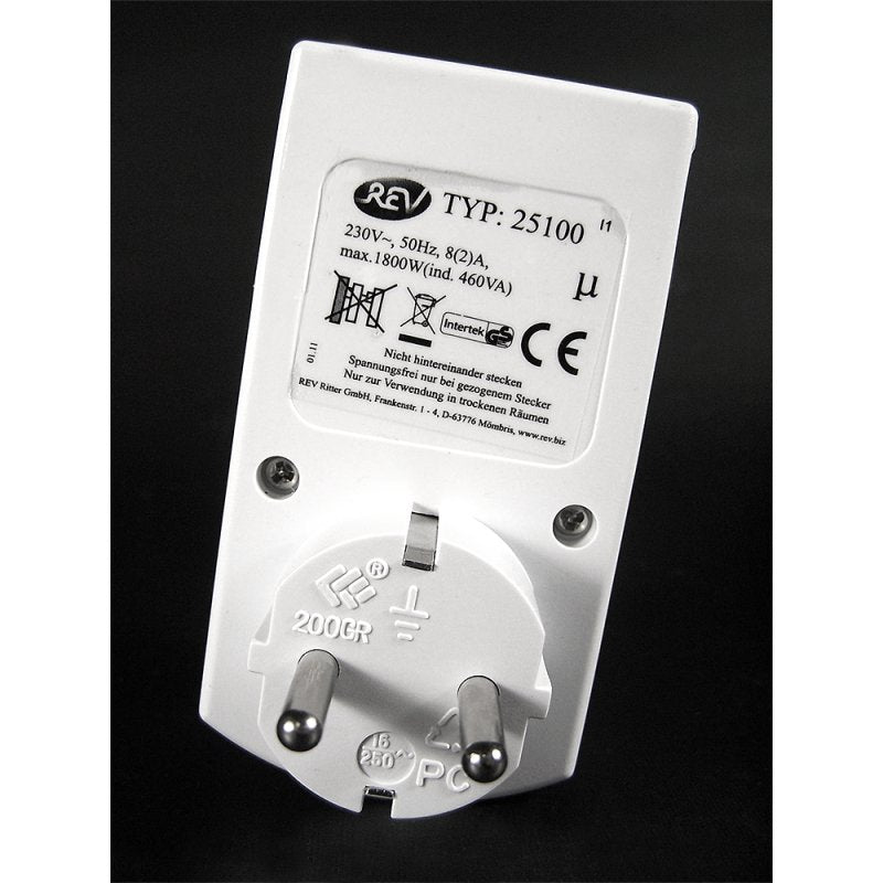 Digital timer, 140 switching times per week
