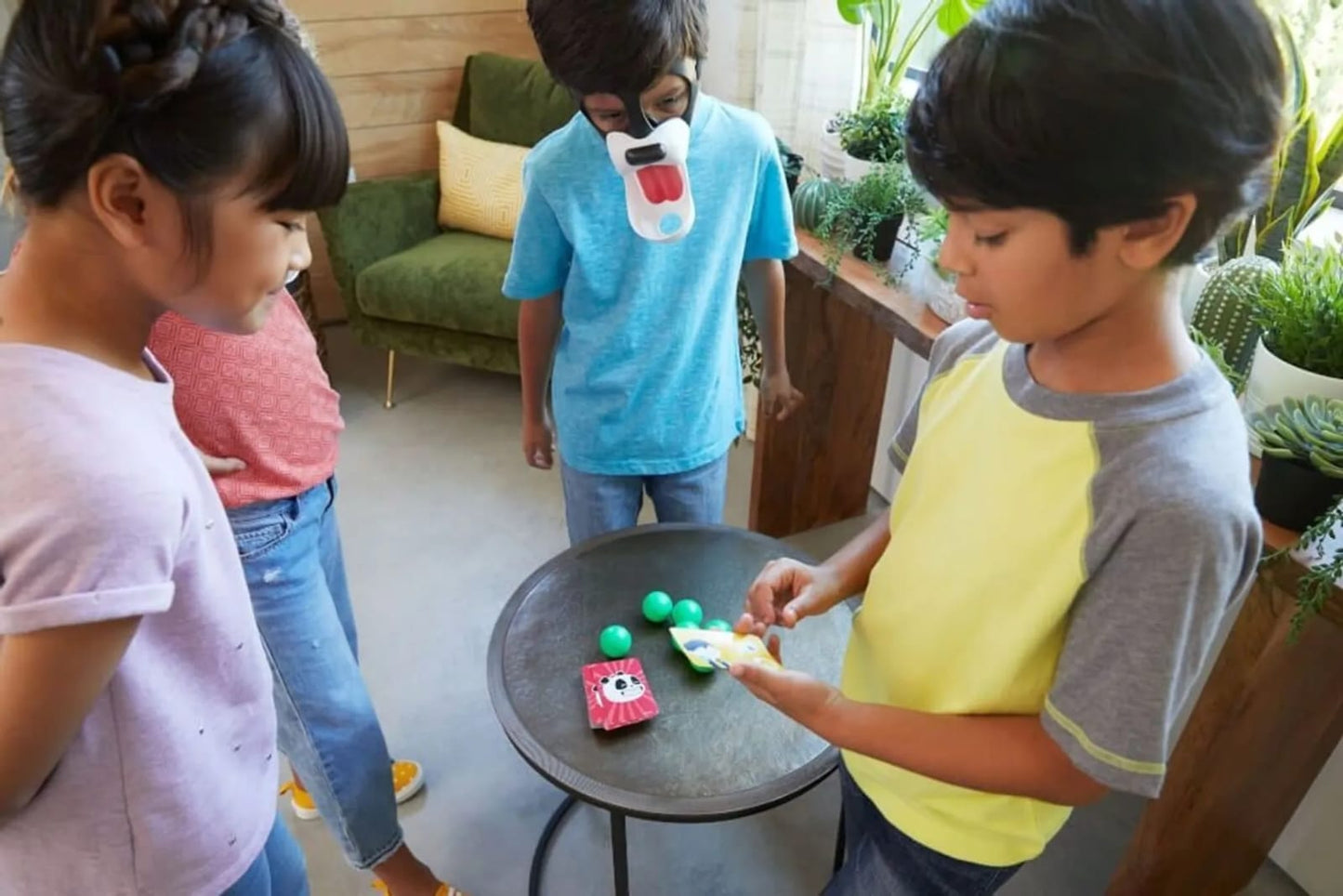 Pandas Feeding Children's Game, Suitable for 4-8 Players