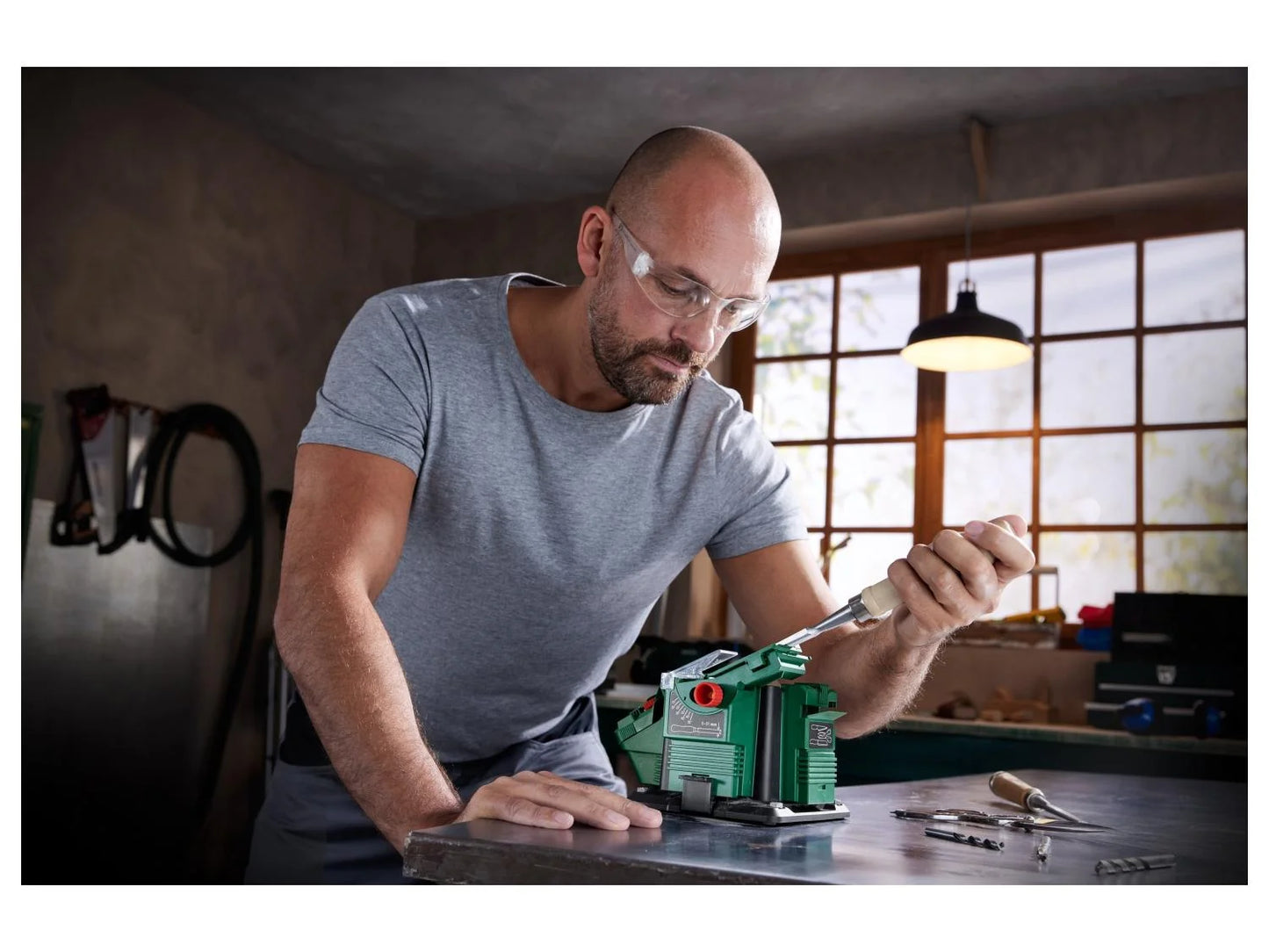 Sharpening station »PSS 65 D1«, with diamond grinding wheel