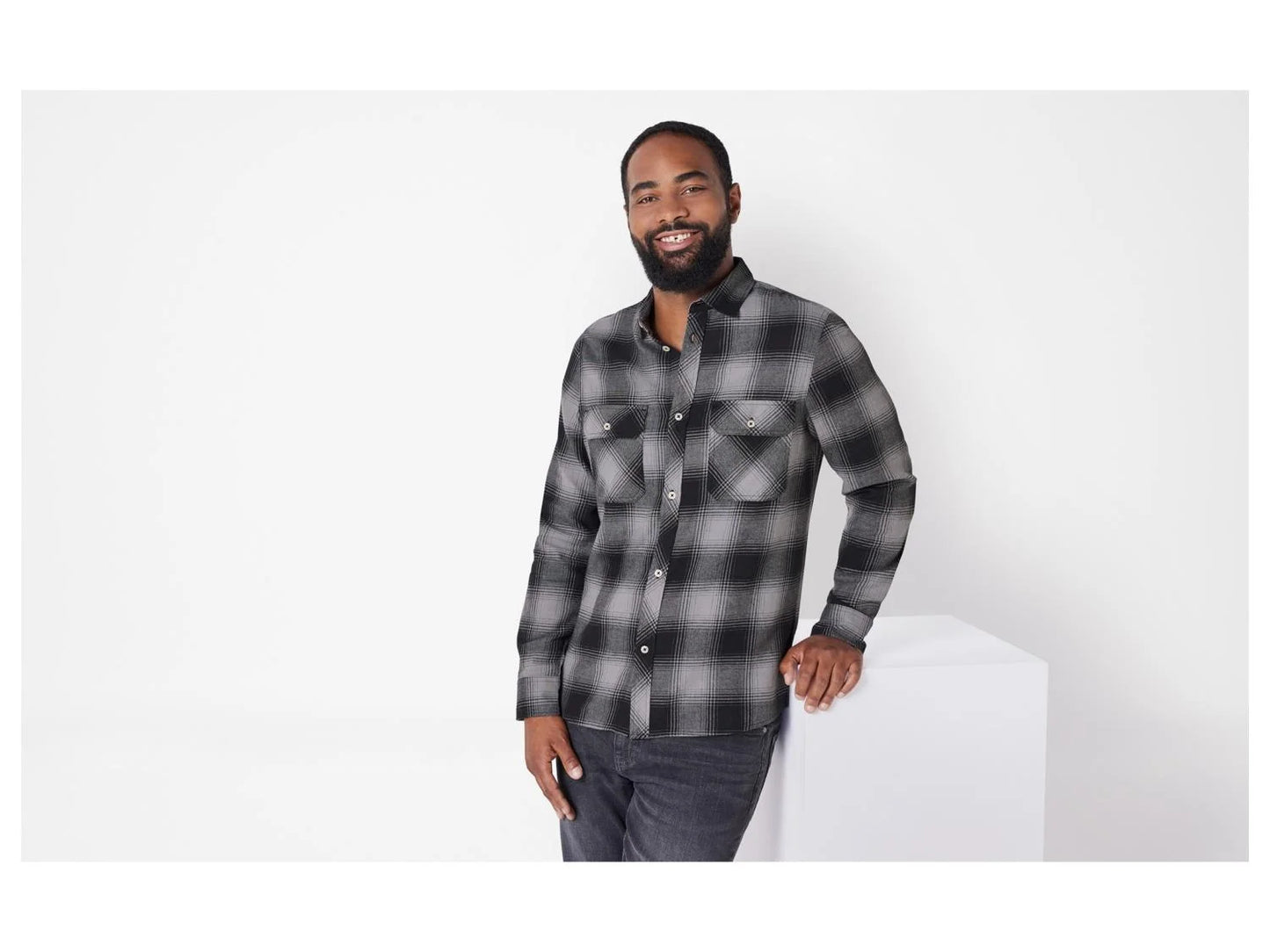 Men's Checkered Shirt (Black/Grey)