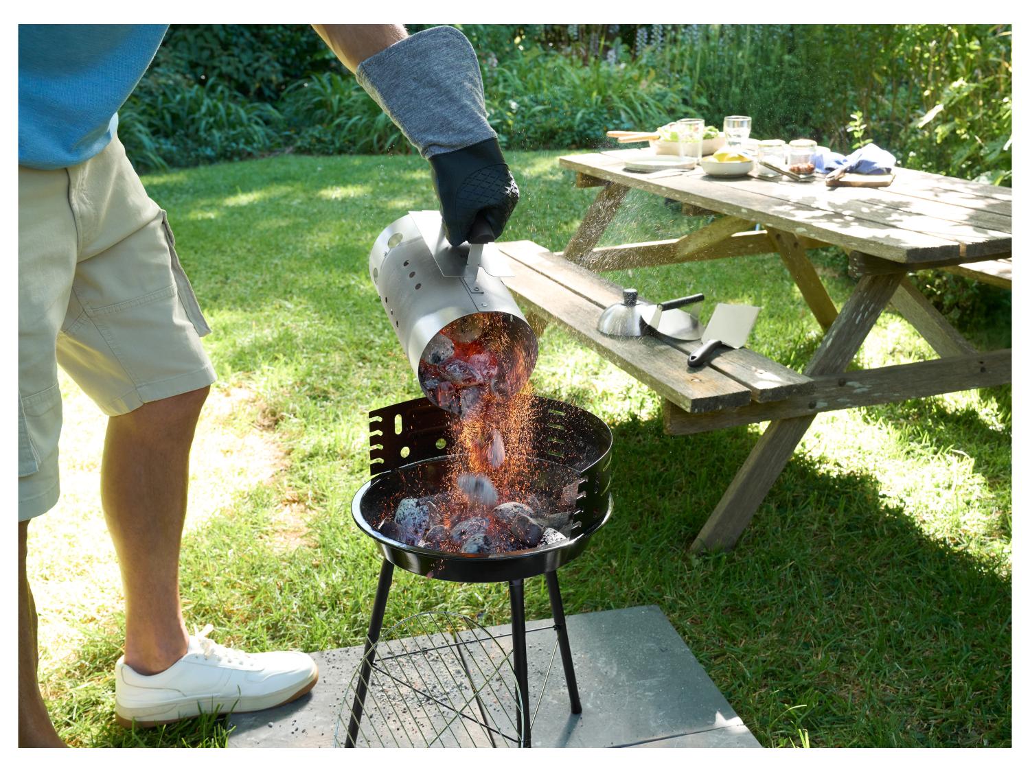 Let's BBQ Round charcoal barbecue