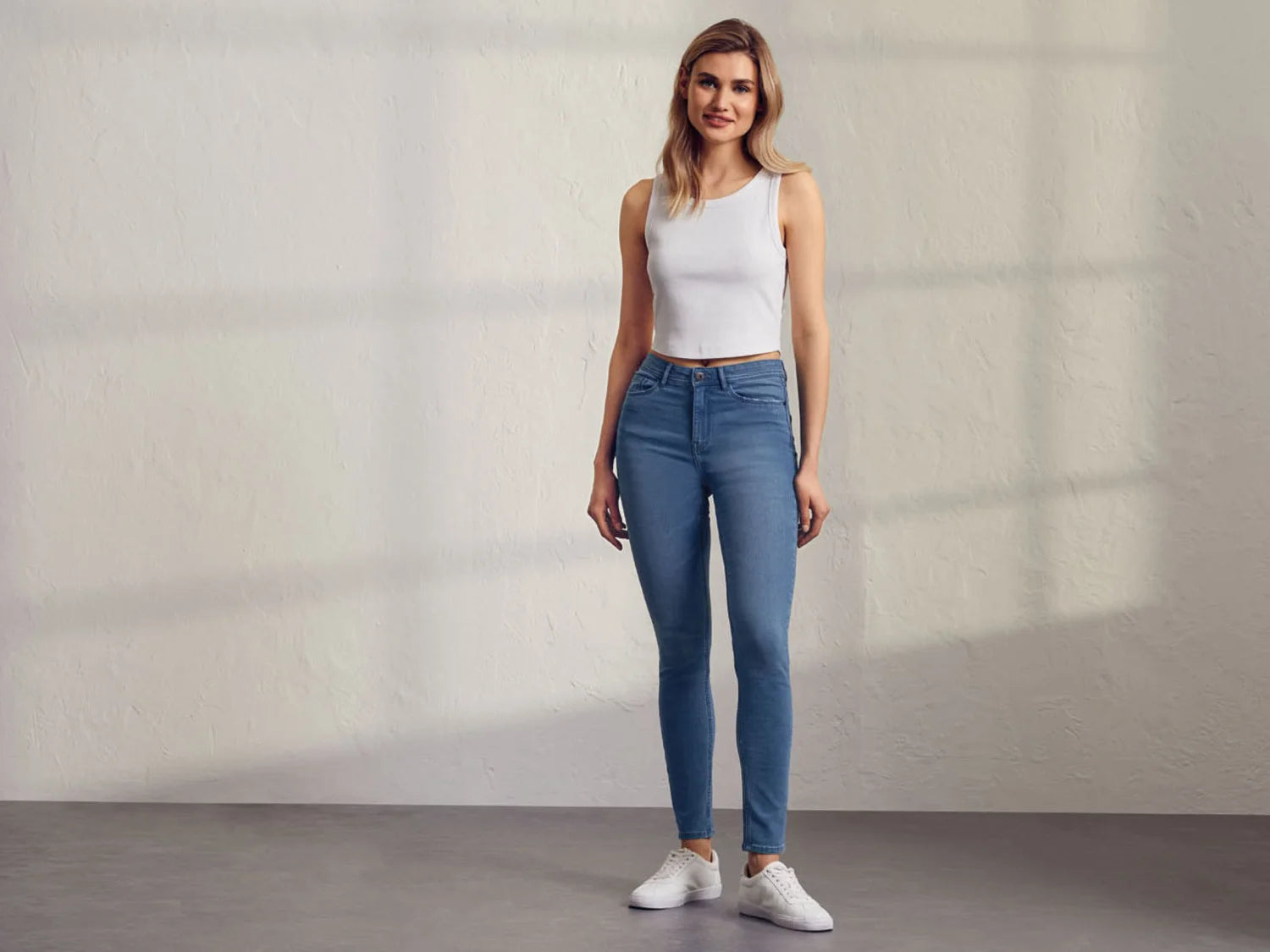 Women's high-waisted jeans "Super Skinny Fit"