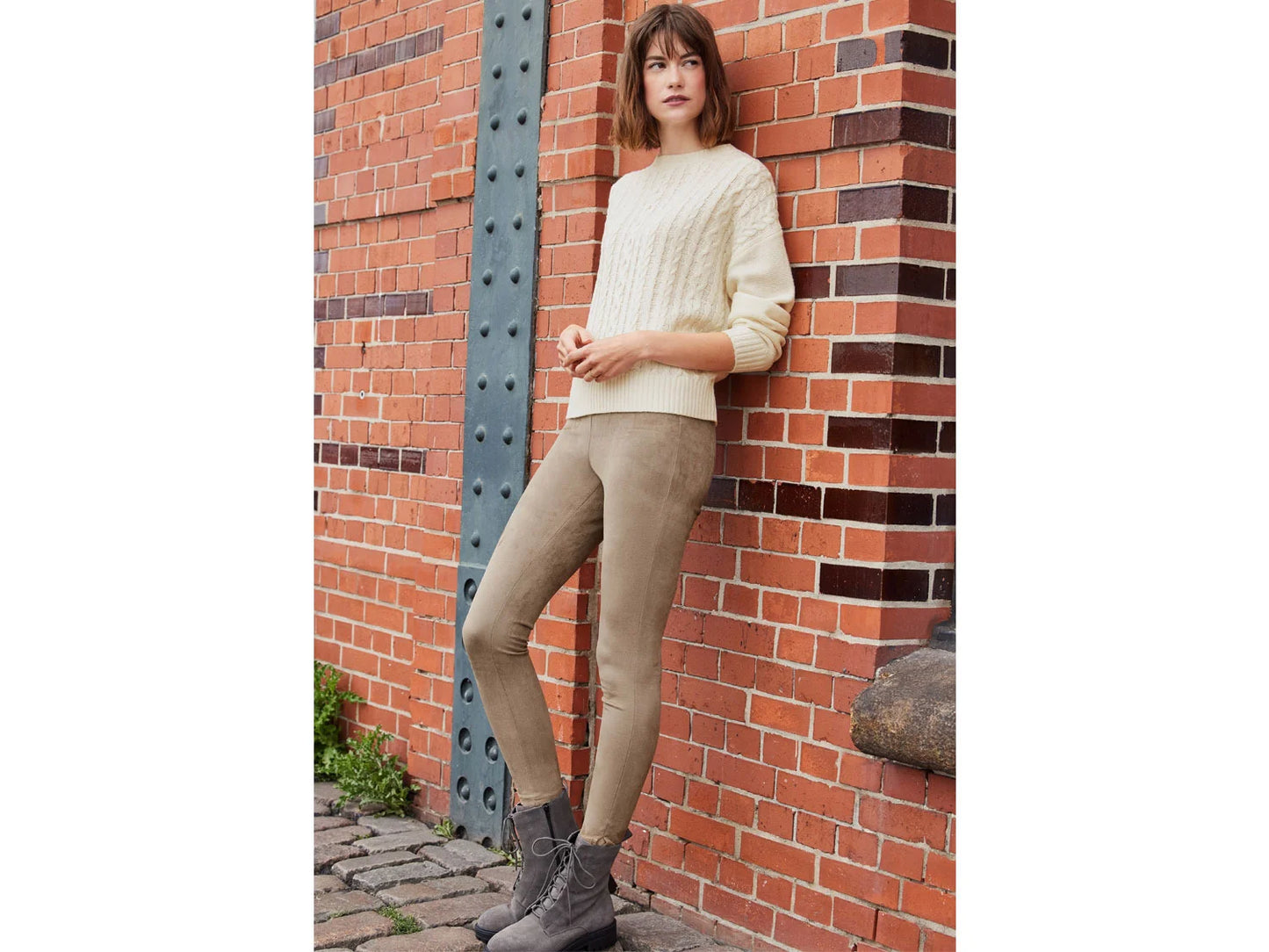 Women's leather ankle boots