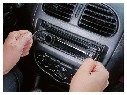 Car disassembly tool set