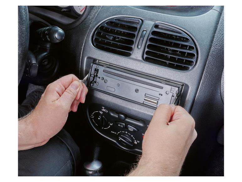 Car disassembly tool set