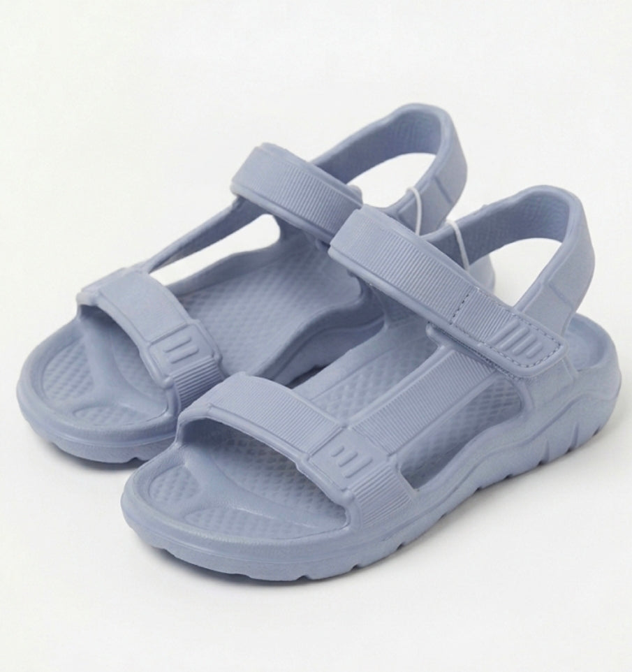 Kids' Cushioned Strap Sandals in light blue – Adjustable Comfort for Summer and Casual Wear