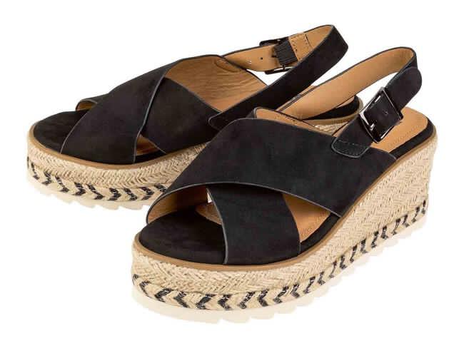 Refresh Women's Platform Sandals (Black)
