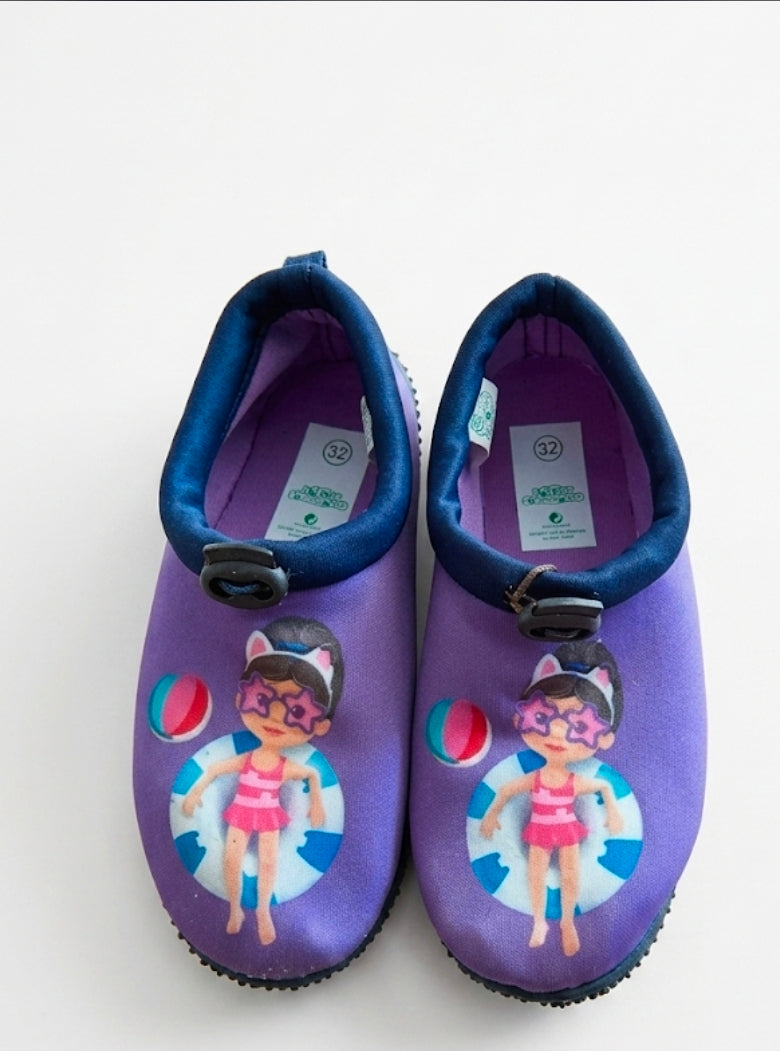Kids' Summer Fun Character Water Shoes – Purple Beach Day Design