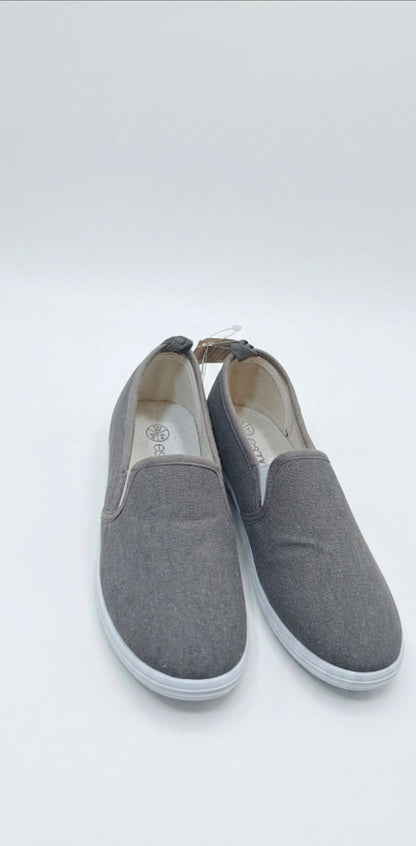 Esmara Women’s Casual Canvas Slip-On Sneakers – Lightweight & Comfortable
