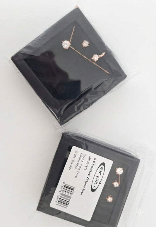 er Faux Bijoux Set (Zirkonia Rose) – Necklace and Earrings Set