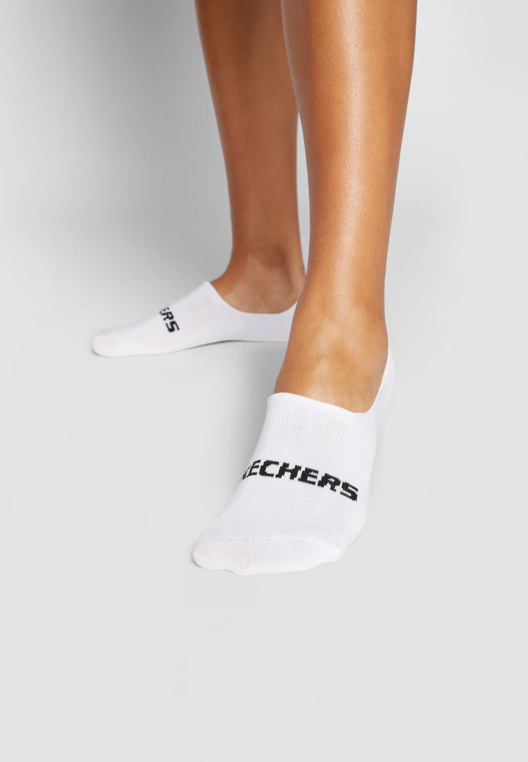 Set of 2 white socks