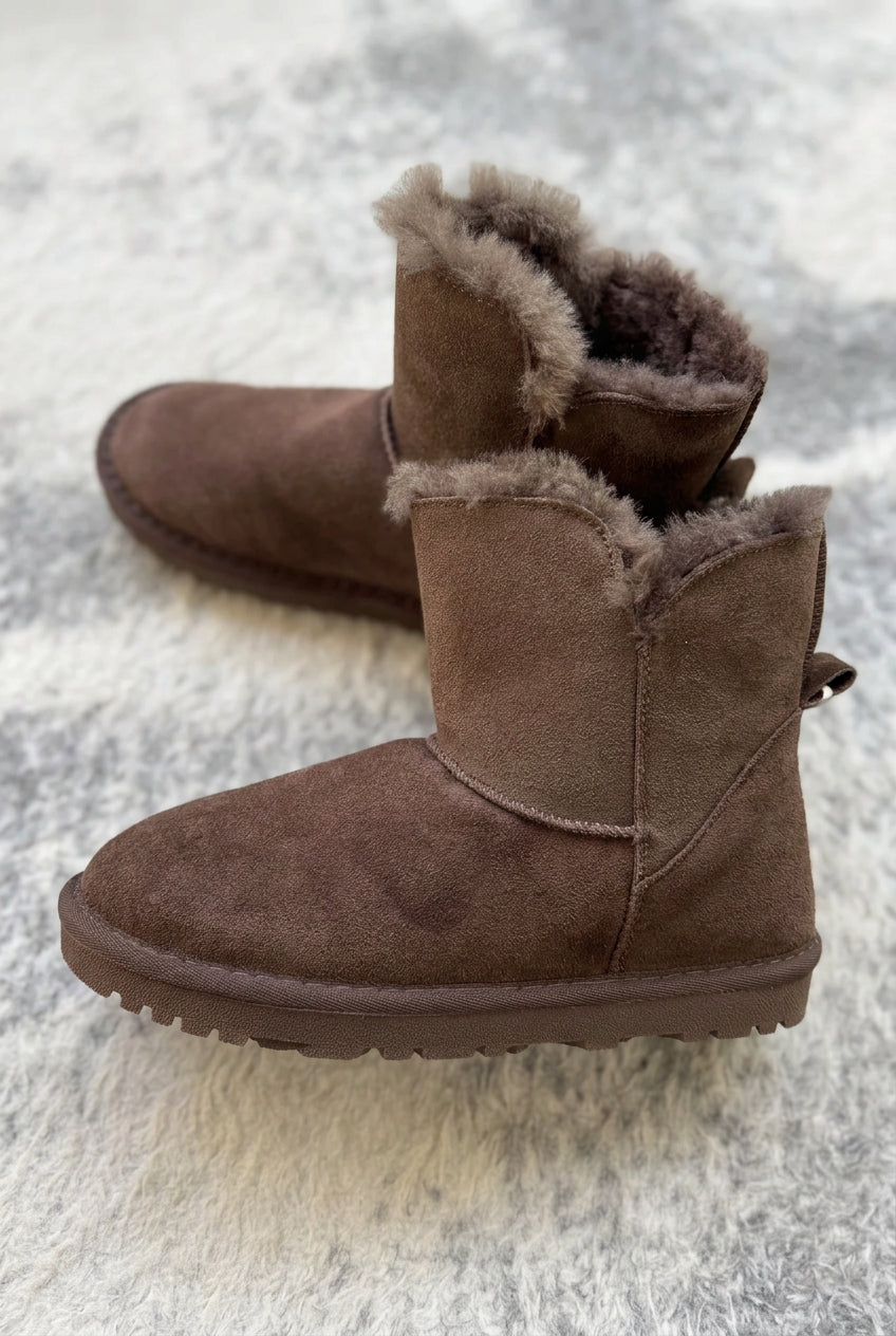 Up2Fashion Exclusive lambskin boots