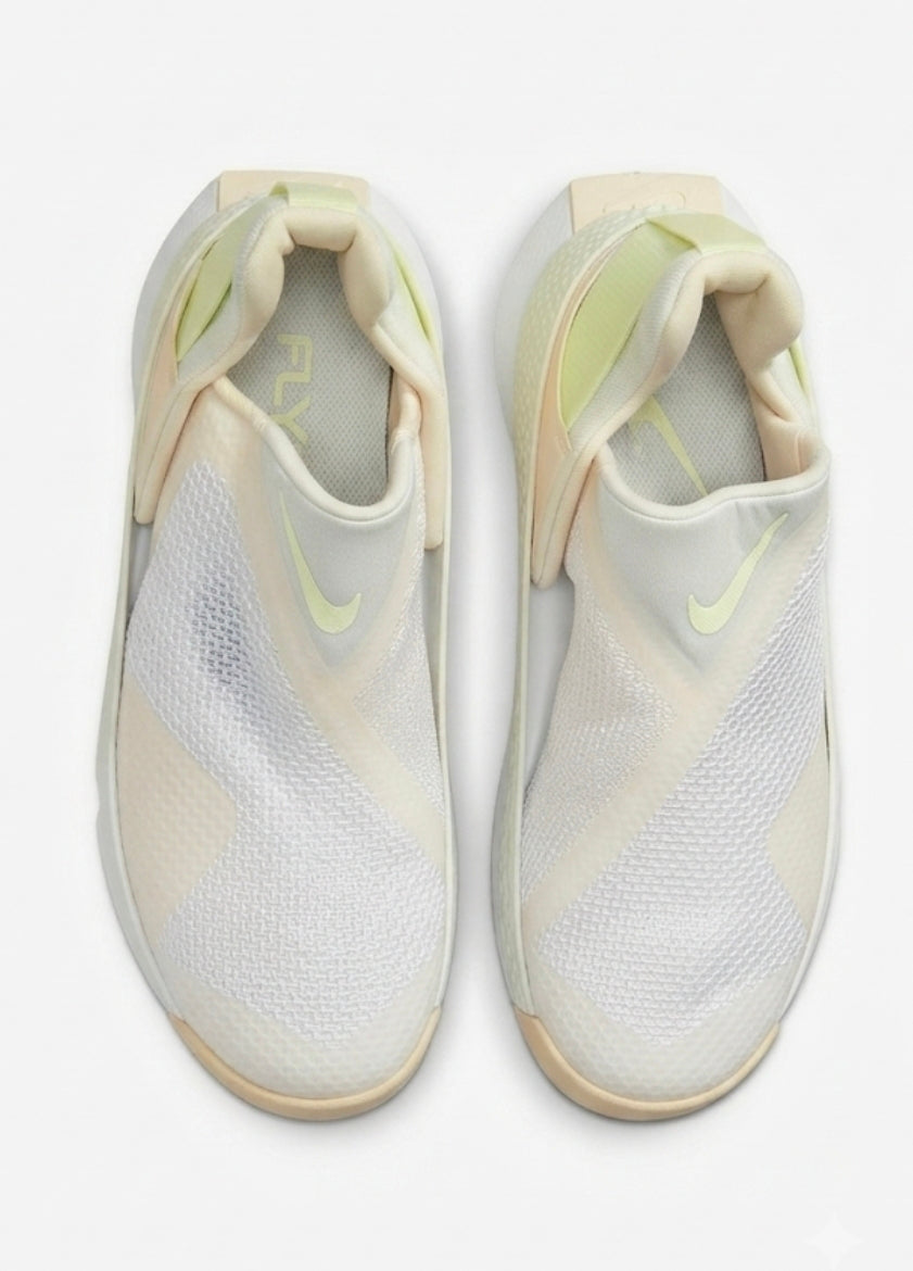 Womens go FlyEase
Sea glass guava Ice
Shoes for womens