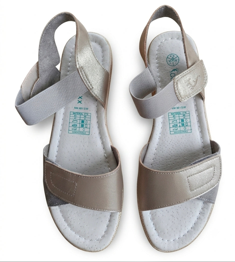 Esmara Footflexx Women's Sandals with straps(beige and gold)