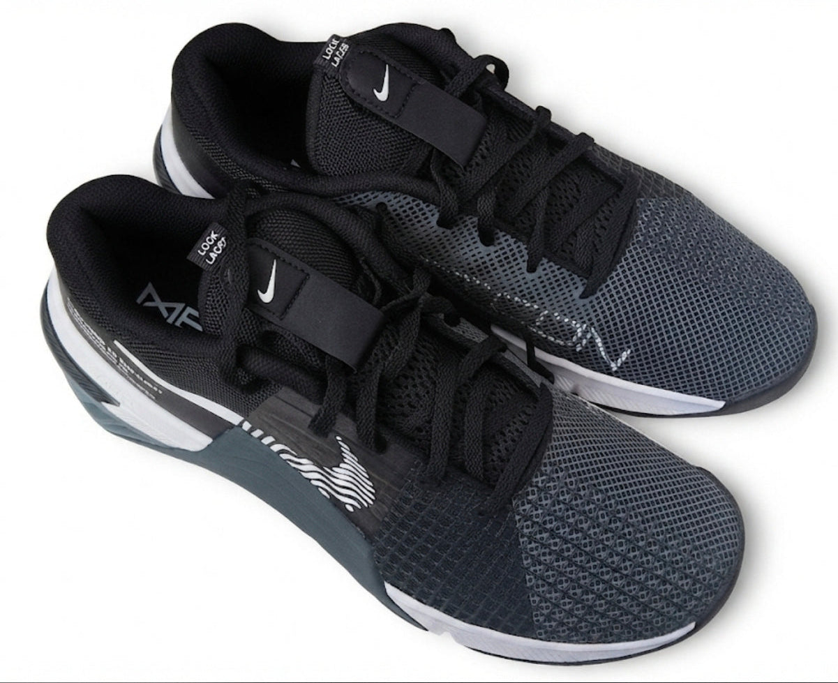 Metcon 8 unisex shoes