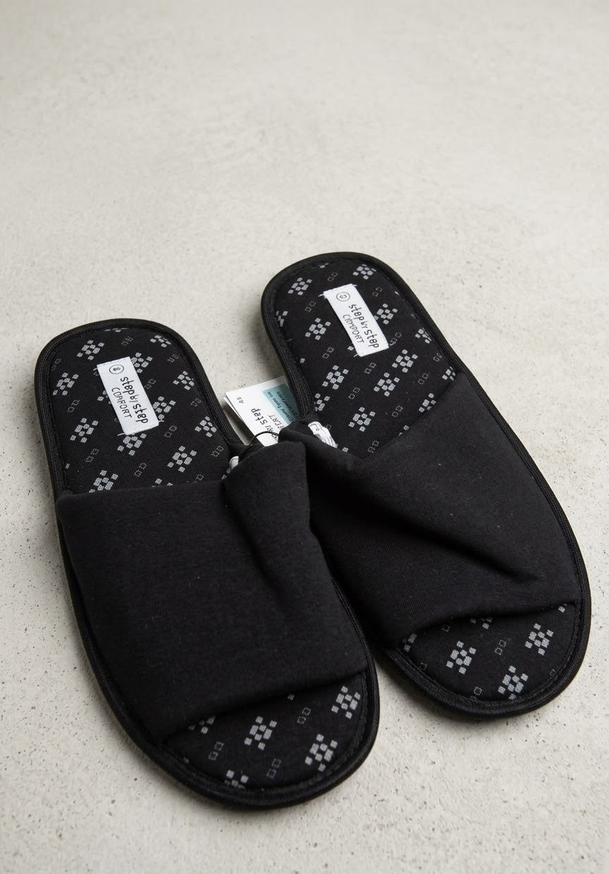 Step by Step Comfort Essential black Open-Toe Slippers