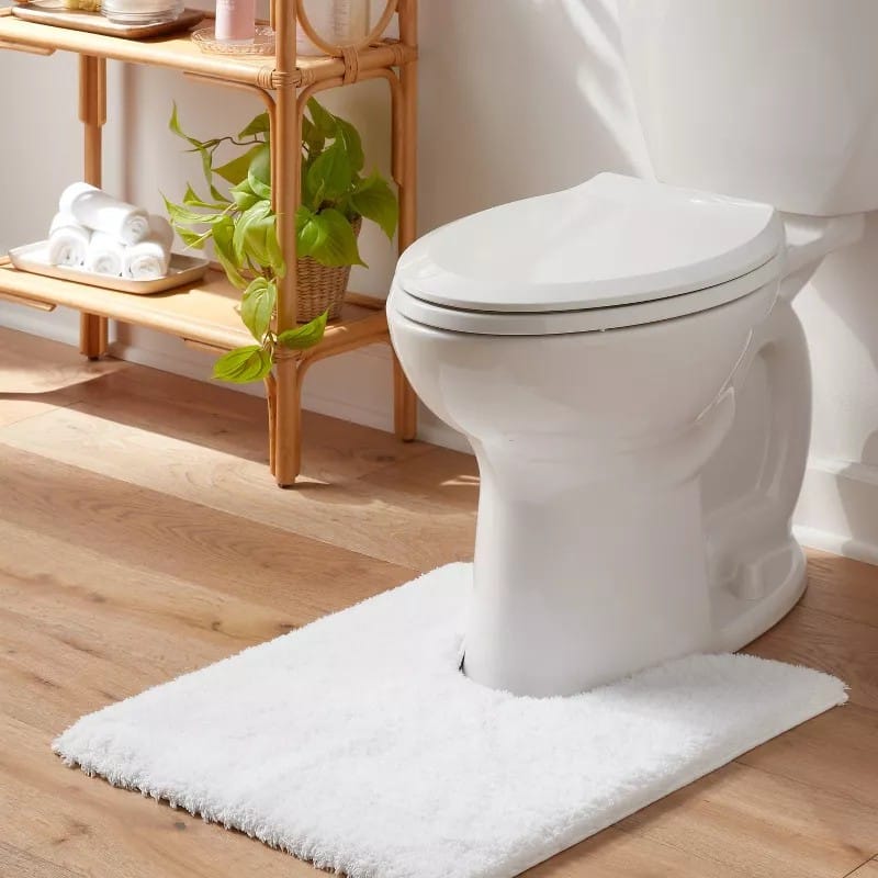 Threshold Micro-Polyester Spa Contour Bath Rug - White (50.8 x 60.9 cm)