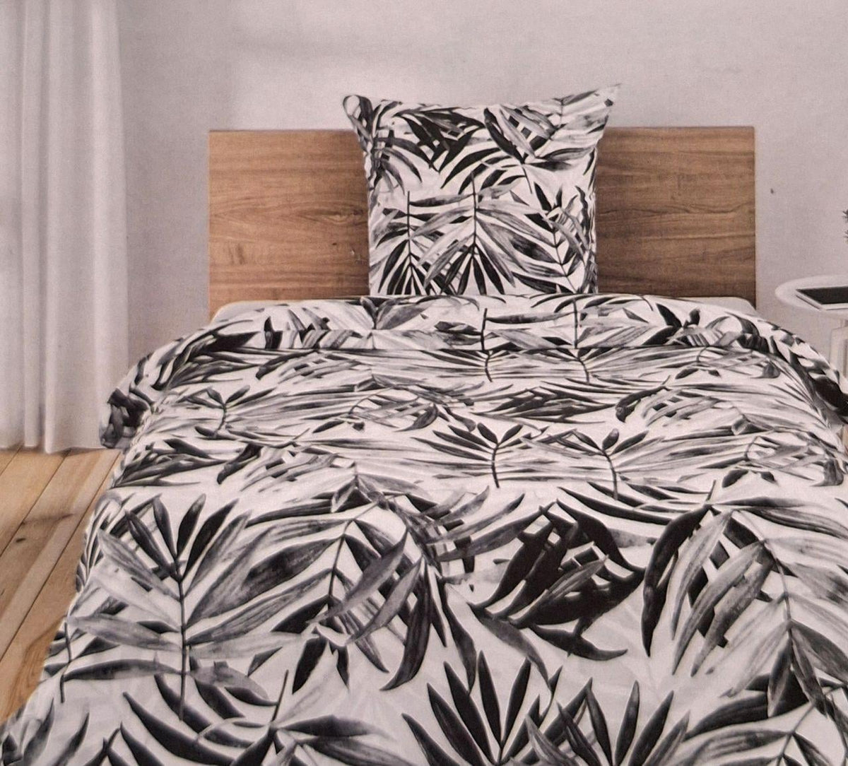 Livarno Home Black & White Tropical Palm Leaf Renforcé Bedding Set