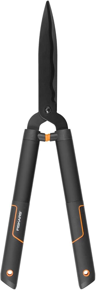 Fiskars® | SingleStep HS22 hedge shears with a length of 58 cm