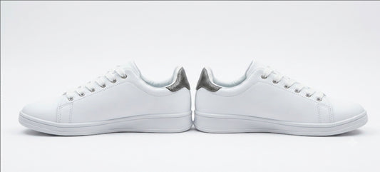 H.I.S. | Classic White Low-Top Women's Sneakers