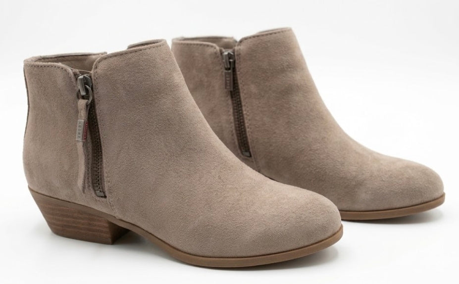 Women's Faux Suede Low Block Heel Ankle Booties – Taupe