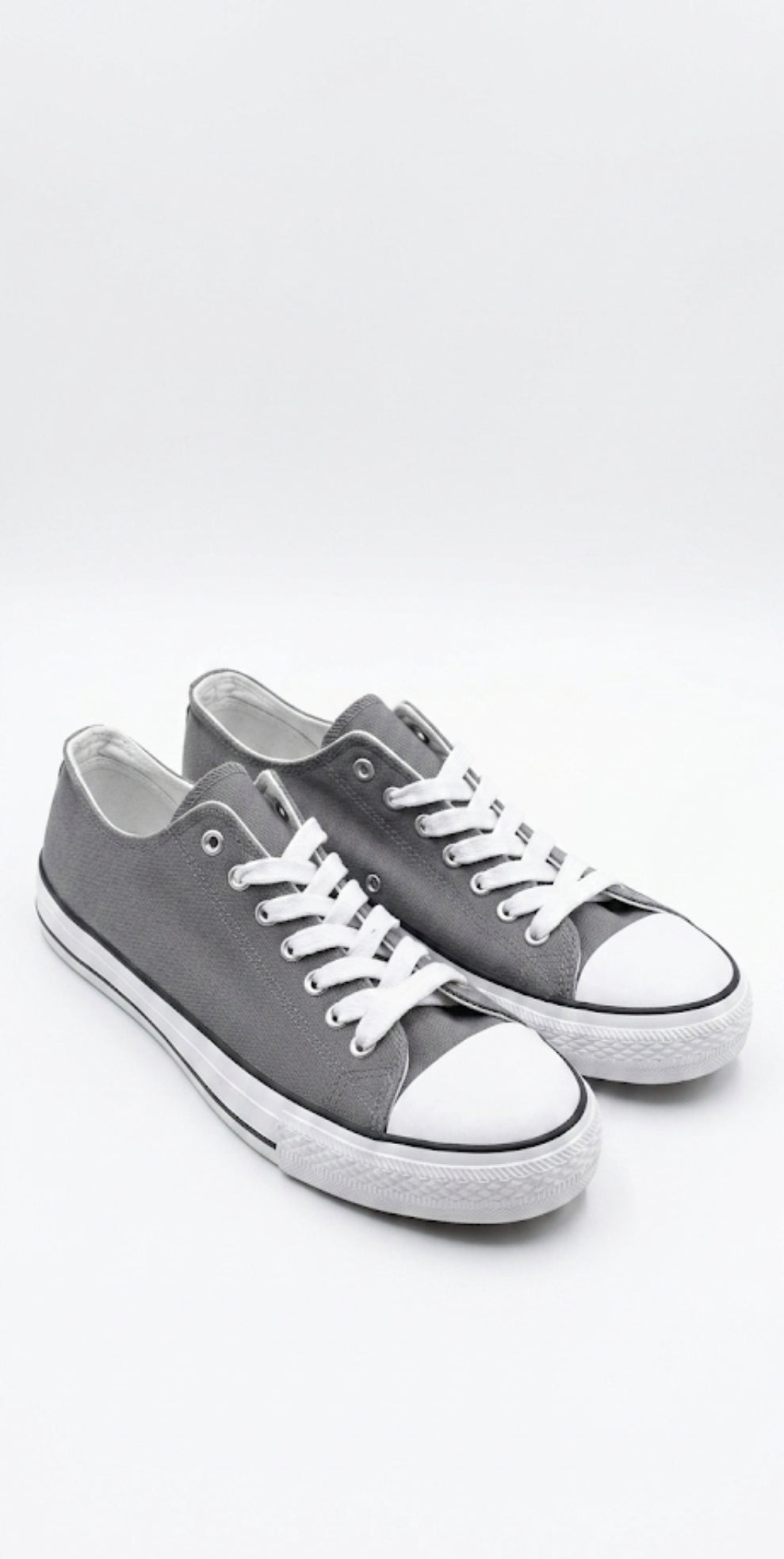 Livergy Classic Casual Canvas Sneakers – Comfortable Everyday Footwear