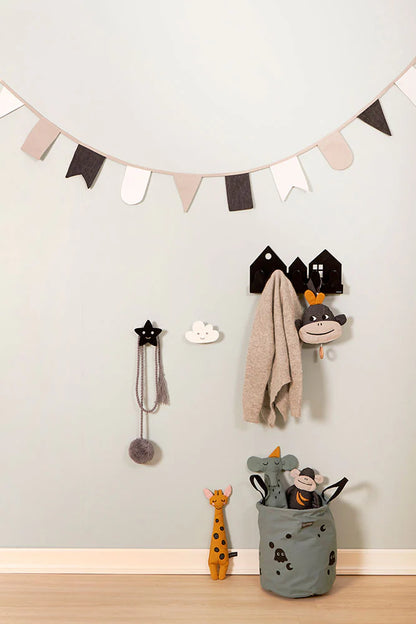 Roommate Decorative Monochrome Hip Hip Hurra Flag Line